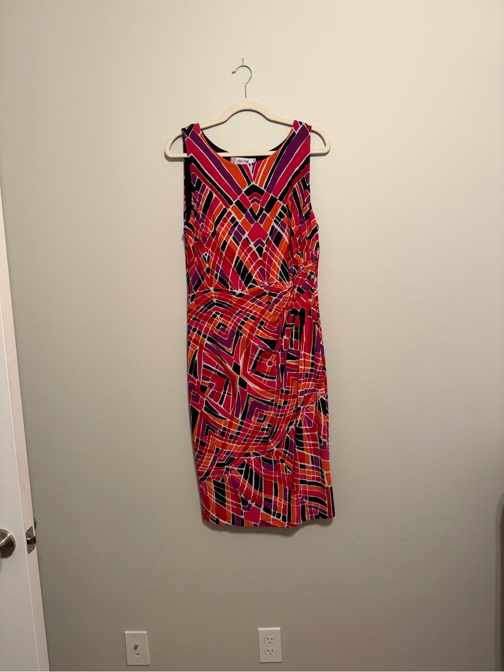 Jones Studio Sleeveless Geometric Midi Dress in Pink and Orange